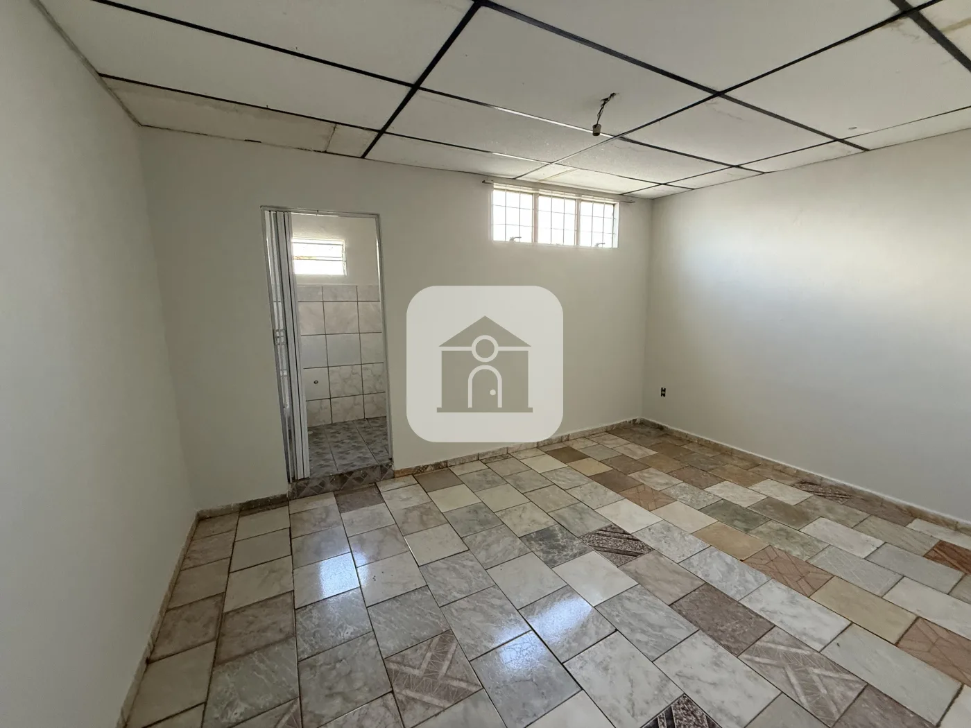 Alugar Casa / Padr&atilde;o em Uberl&acirc;ndia R$ 900,00 - Foto 7