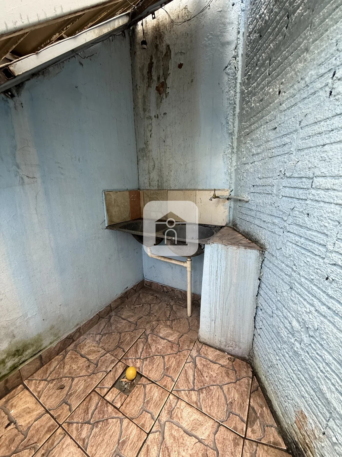 Alugar Casa / Padr&atilde;o em Uberl&acirc;ndia R$ 900,00 - Foto 12