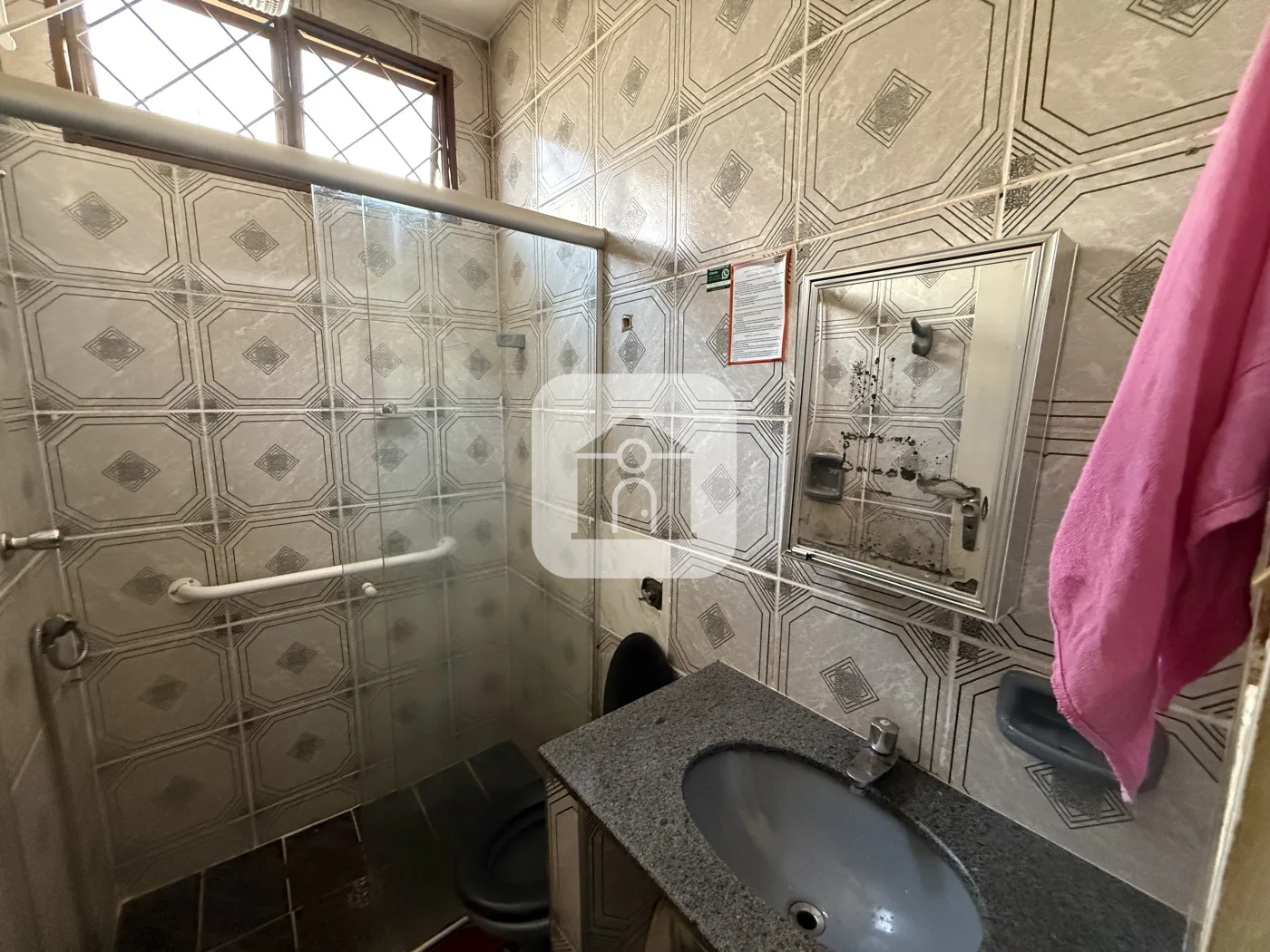 Alugar Casa / Padr&atilde;o em Uberl&acirc;ndia R$ 1.500,00 - Foto 8