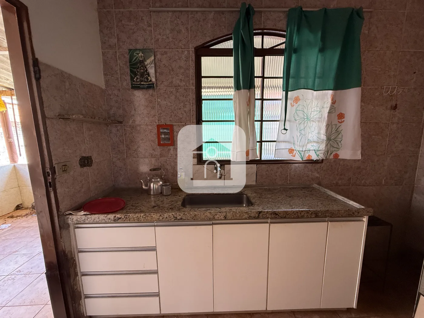 Alugar Casa / Padr&atilde;o em Uberl&acirc;ndia R$ 1.500,00 - Foto 4