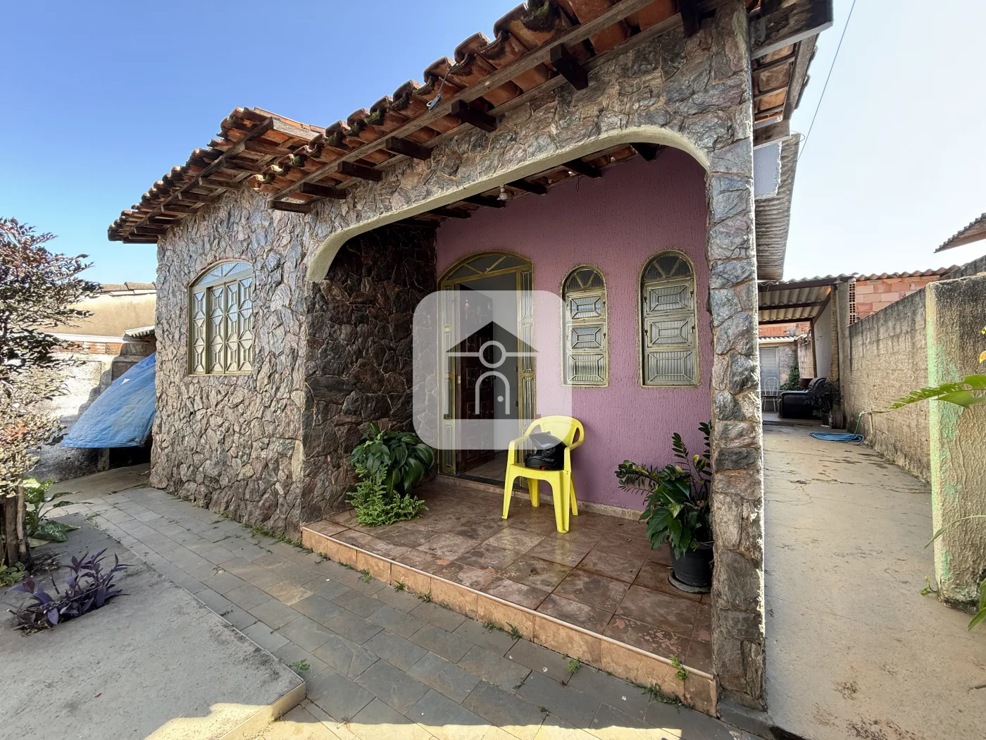 Alugar Casa / Padr&atilde;o em Uberl&acirc;ndia R$ 1.500,00 - Foto 1