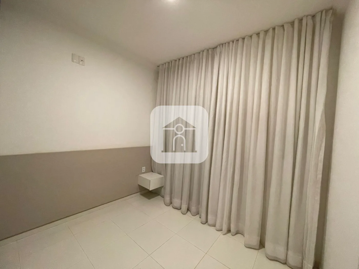 Alugar Casa / Padr&atilde;o em Uberl&acirc;ndia R$ 5.500,00 - Foto 13