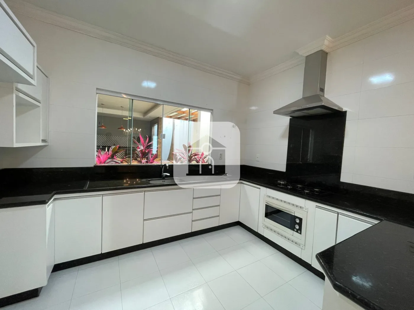 Alugar Casa / Padr&atilde;o em Uberl&acirc;ndia R$ 5.500,00 - Foto 5