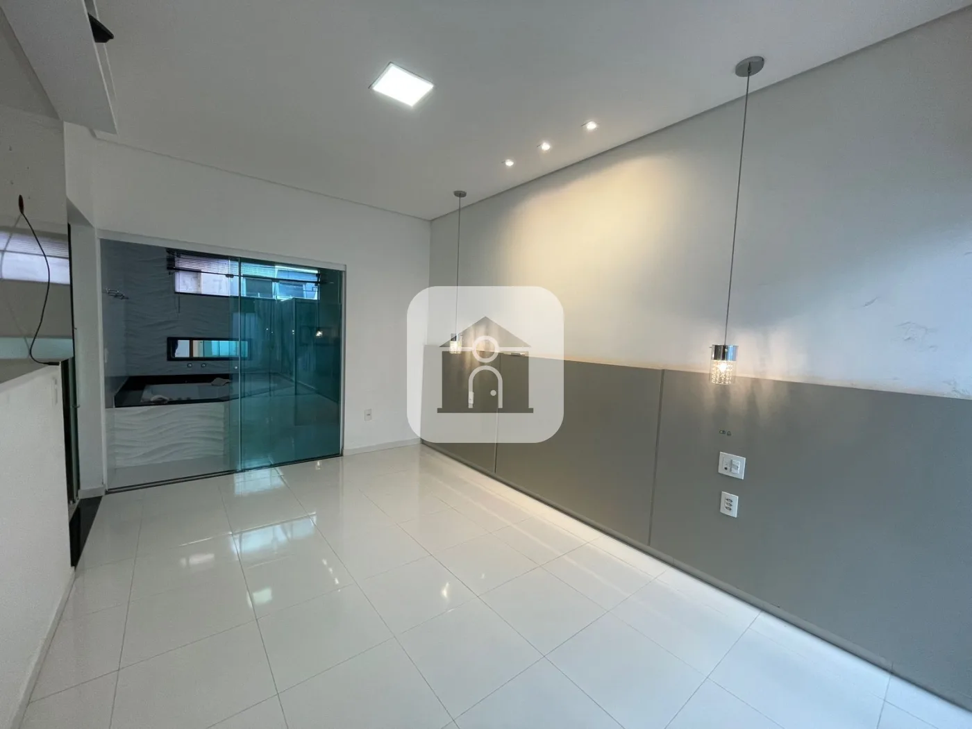 Alugar Casa / Padr&atilde;o em Uberl&acirc;ndia R$ 5.500,00 - Foto 16