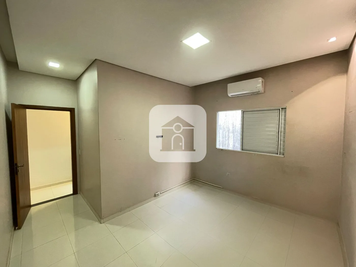 Alugar Casa / Padr&atilde;o em Uberl&acirc;ndia R$ 5.500,00 - Foto 15