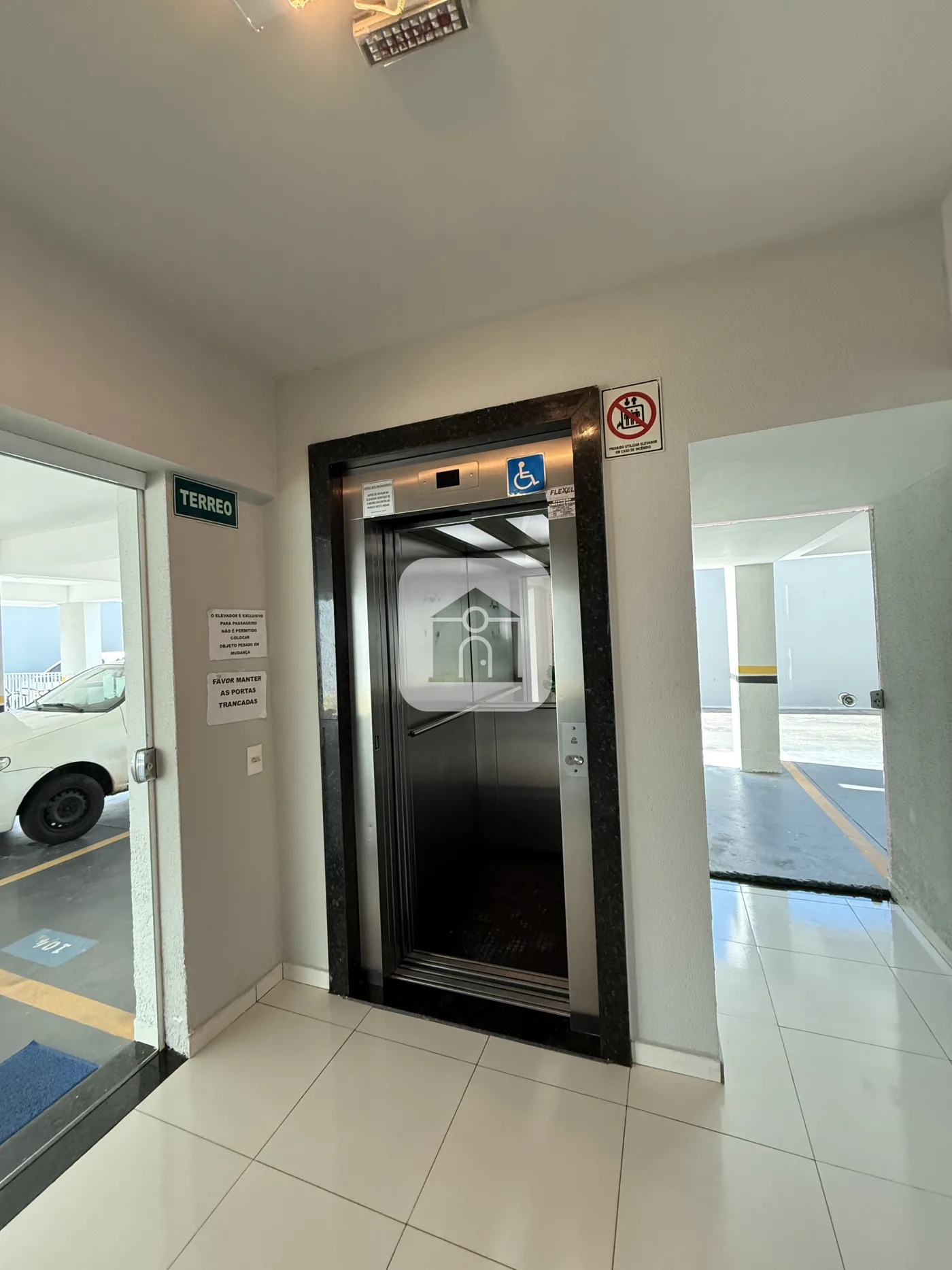 Alugar Apartamento / Padr&atilde;o em Uberl&acirc;ndia R$ 1.600,00 - Foto 1