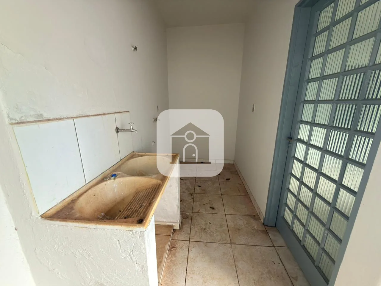 Alugar Casa / Col&ocirc;nia em Uberl&acirc;ndia R$ 1.200,00 - Foto 7