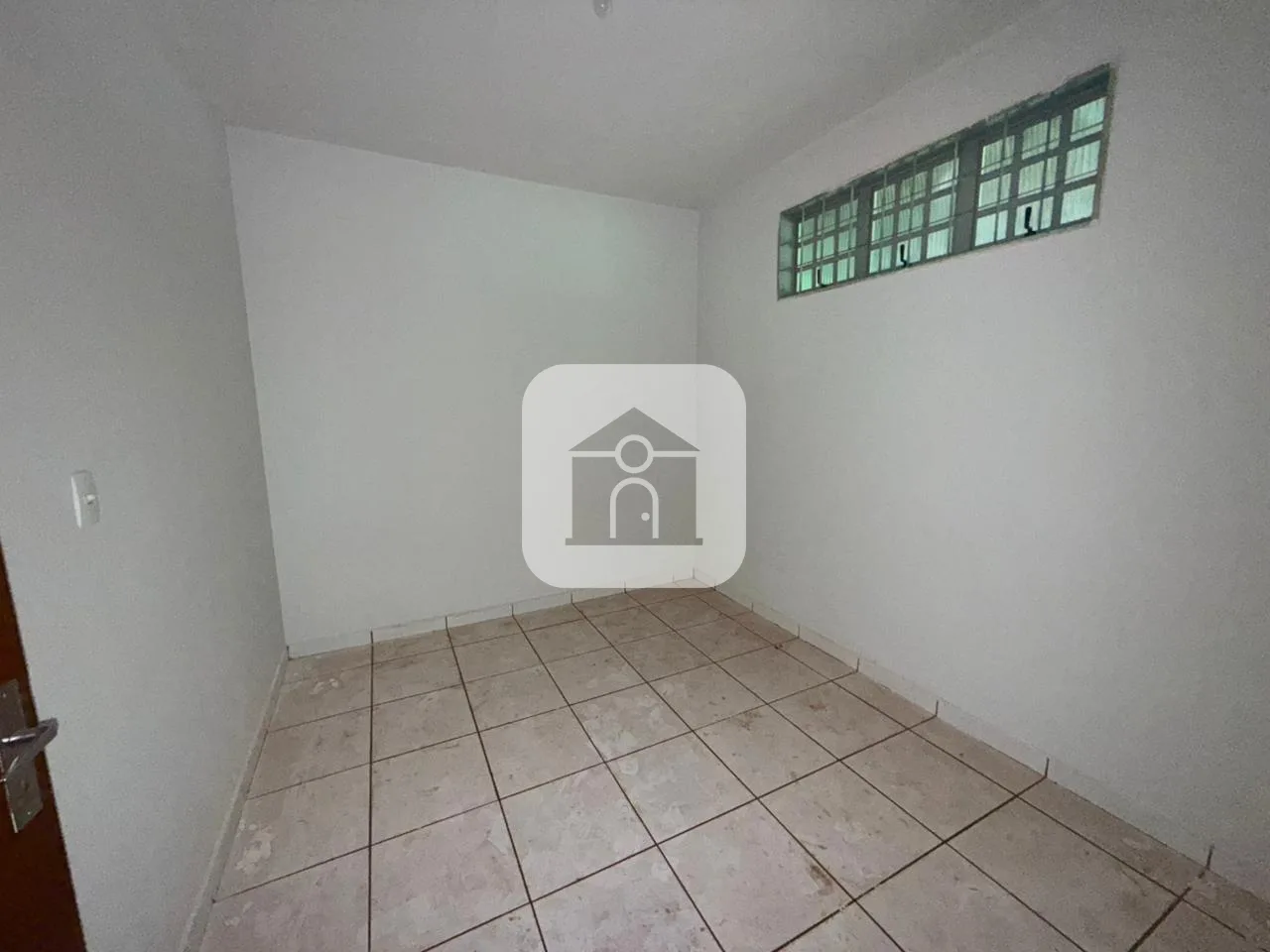 Alugar Casa / Col&ocirc;nia em Uberl&acirc;ndia R$ 1.200,00 - Foto 6