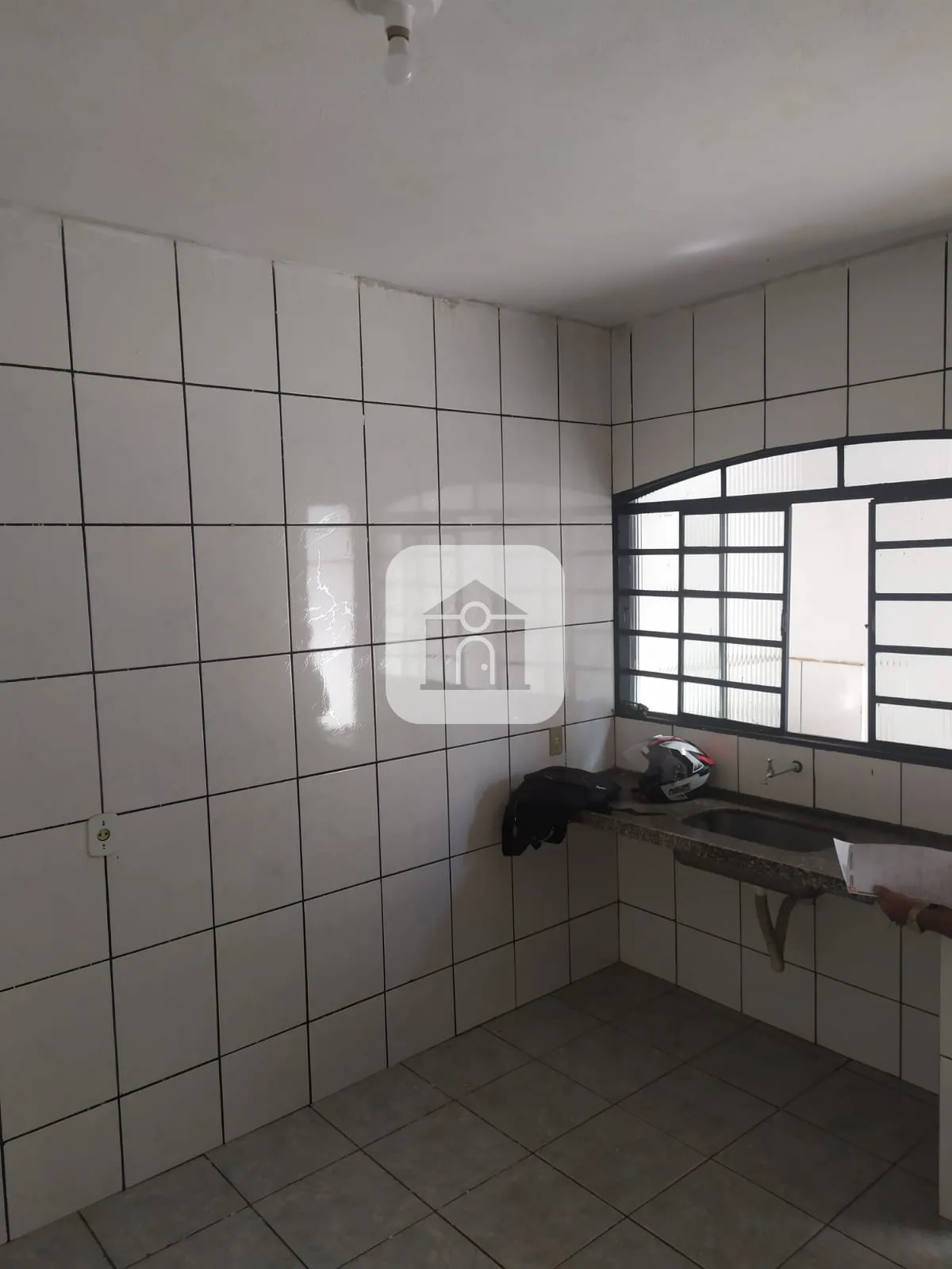 Alugar Casa / Padr&atilde;o em Uberl&acirc;ndia R$ 1.100,00 - Foto 6