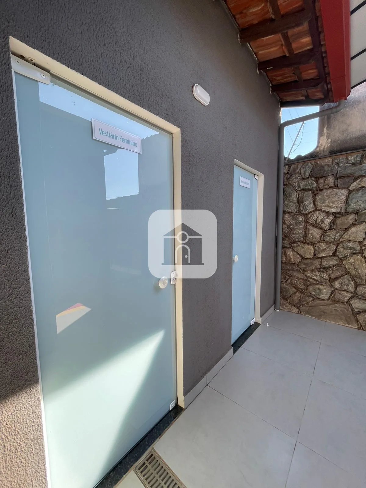 Alugar Comercial / Sala Comercial em Uberl&acirc;ndia R$ 2.000,00 - Foto 6