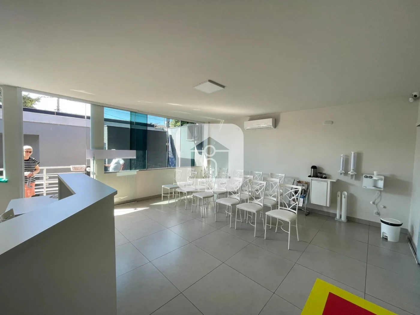 Alugar Comercial / Sala Comercial em Uberl&acirc;ndia R$ 2.000,00 - Foto 10