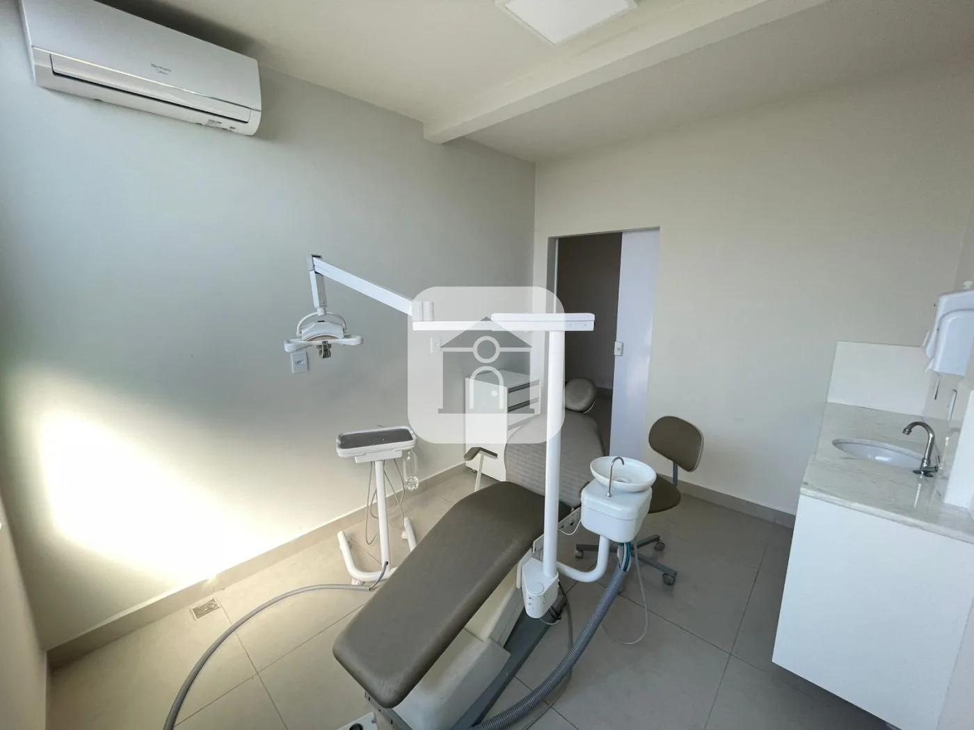 Alugar Comercial / Sala Comercial em Uberl&acirc;ndia R$ 2.000,00 - Foto 12