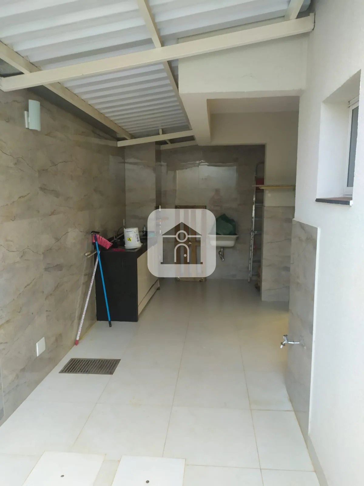 Alugar Apartamento / Padr&atilde;o em Uberl&acirc;ndia R$ 1.800,00 - Foto 8