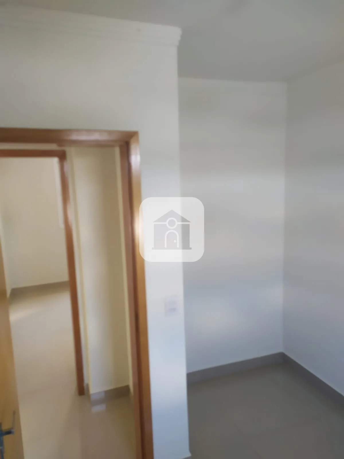Alugar Apartamento / Sobrado em Uberl&acirc;ndia R$ 1.100,00 - Foto 1
