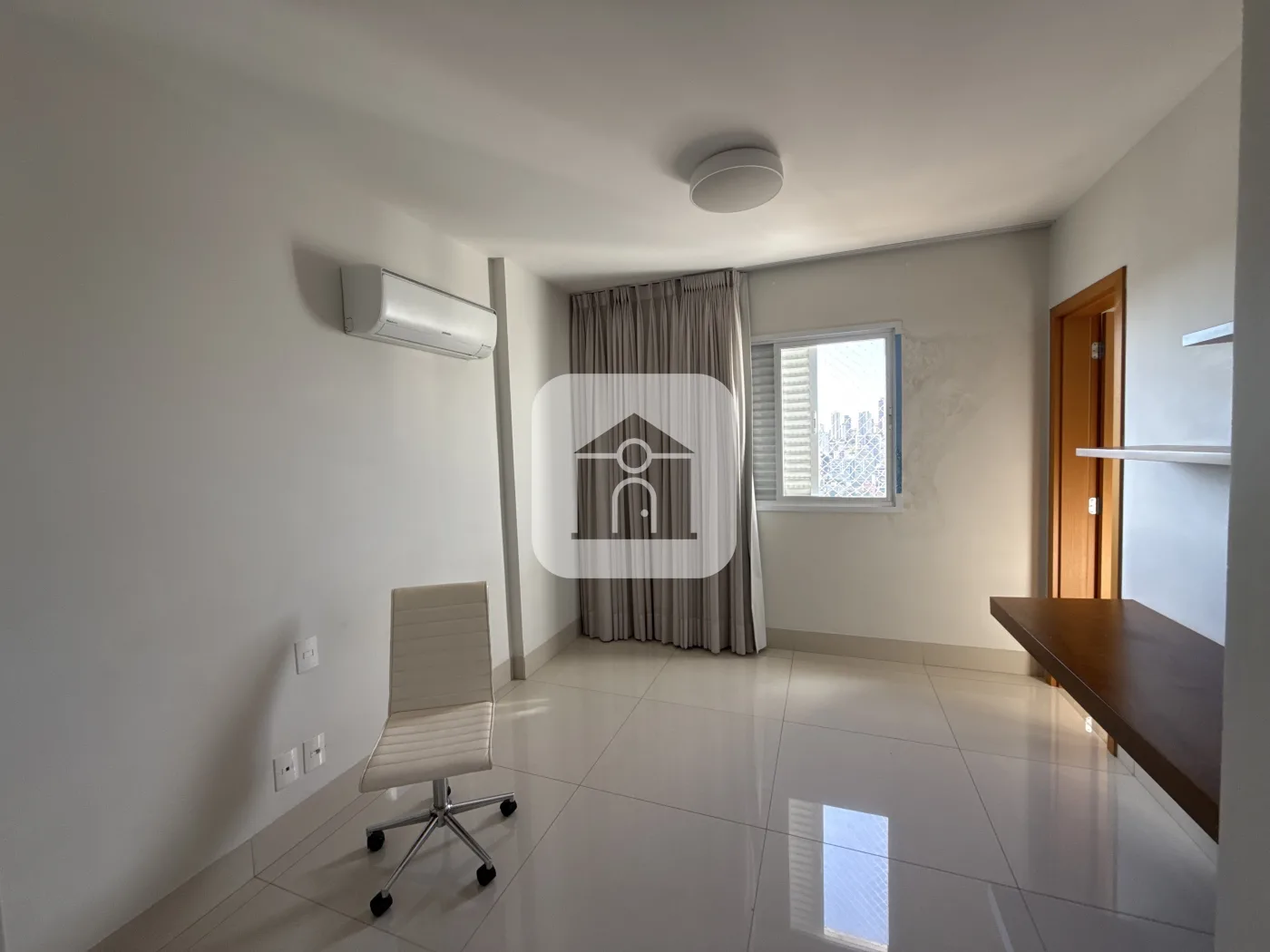 Alugar Apartamento / Padr&atilde;o em Uberl&acirc;ndia R$ 5.200,00 - Foto 3