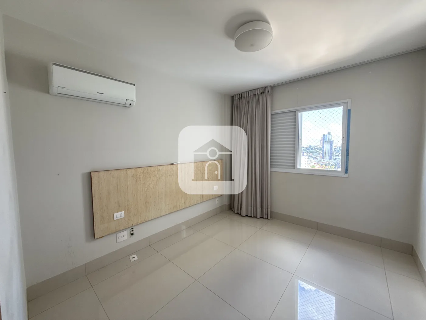 Alugar Apartamento / Padr&atilde;o em Uberl&acirc;ndia R$ 5.200,00 - Foto 8