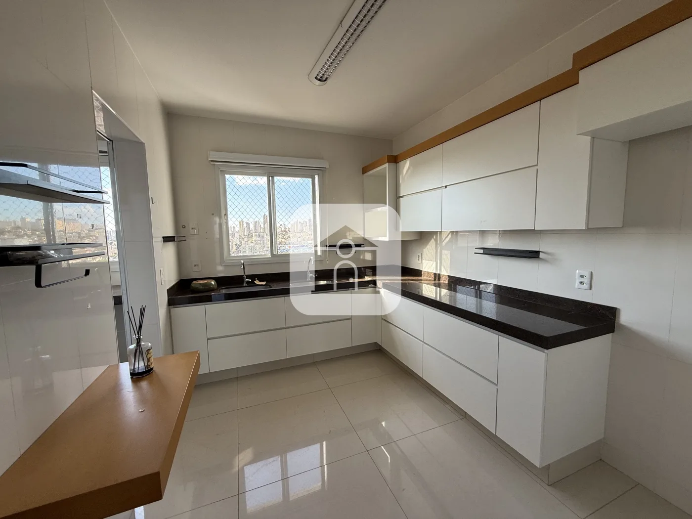 Alugar Apartamento / Padr&atilde;o em Uberl&acirc;ndia R$ 5.200,00 - Foto 14