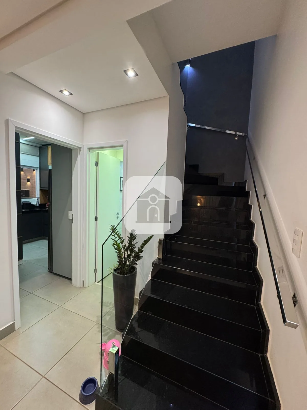 Comprar Casa / Condom&iacute;nio ou Loteamento Fechado em Uberl&acirc;ndia R$ 1.023.000,00 - Foto 13