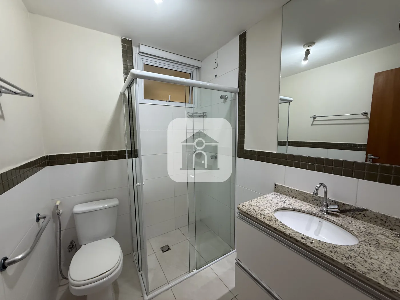 Alugar Apartamento / Padr&atilde;o em Uberl&acirc;ndia R$ 2.150,00 - Foto 11