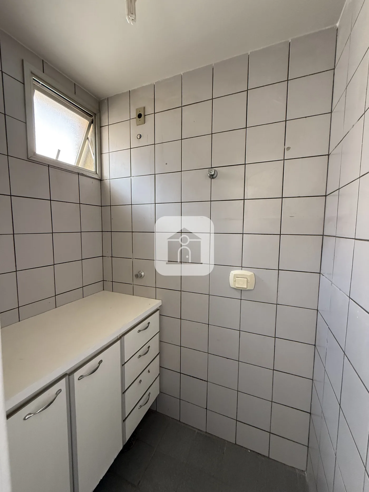 Alugar Apartamento / Padr&atilde;o em Uberl&acirc;ndia R$ 1.800,00 - Foto 3