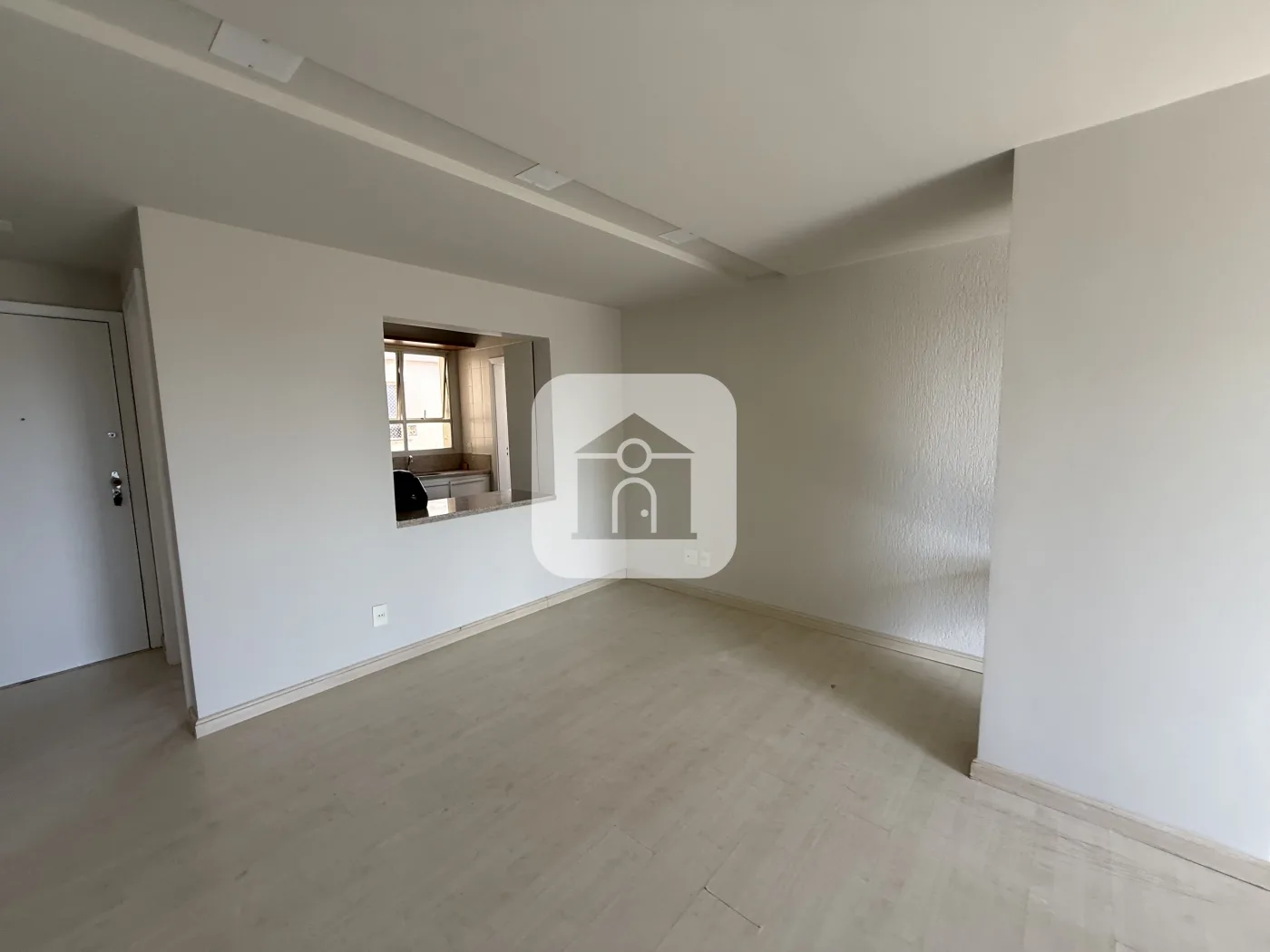 Alugar Apartamento / Padr&atilde;o em Uberl&acirc;ndia R$ 1.800,00 - Foto 4