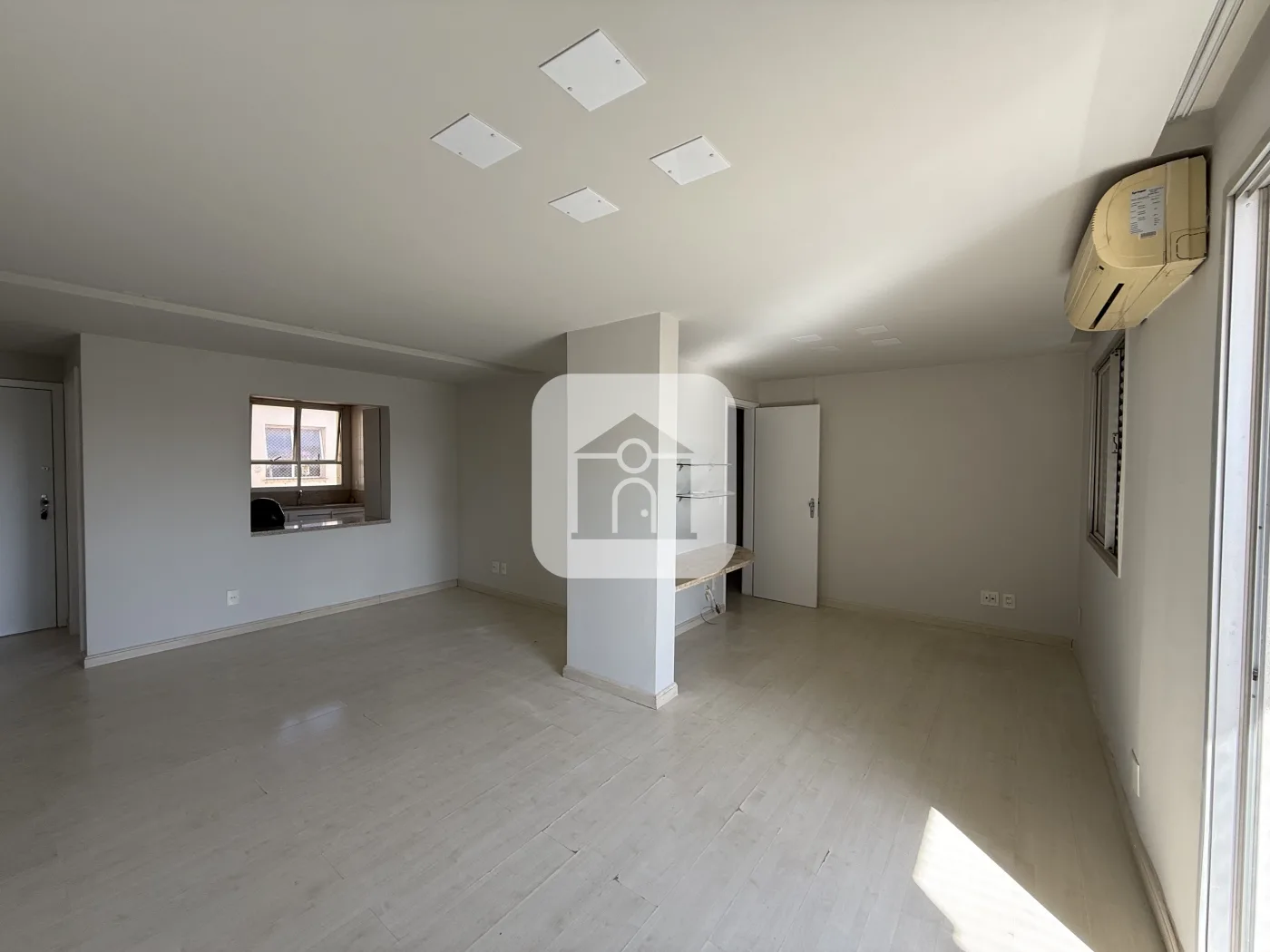 Alugar Apartamento / Padr&atilde;o em Uberl&acirc;ndia R$ 1.800,00 - Foto 5