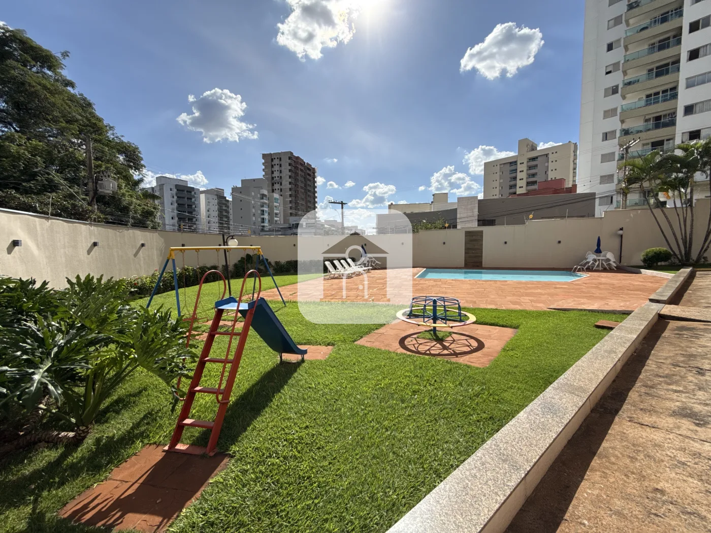 Alugar Apartamento / Padr&atilde;o em Uberl&acirc;ndia R$ 1.800,00 - Foto 17