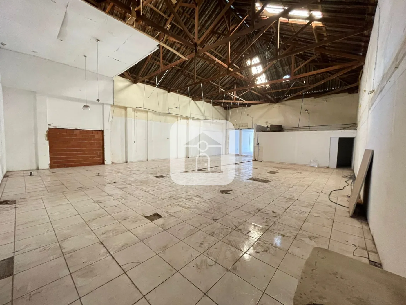 Alugar Comercial / Loja em Uberl&acirc;ndia R$ 7.200,00 - Foto 11