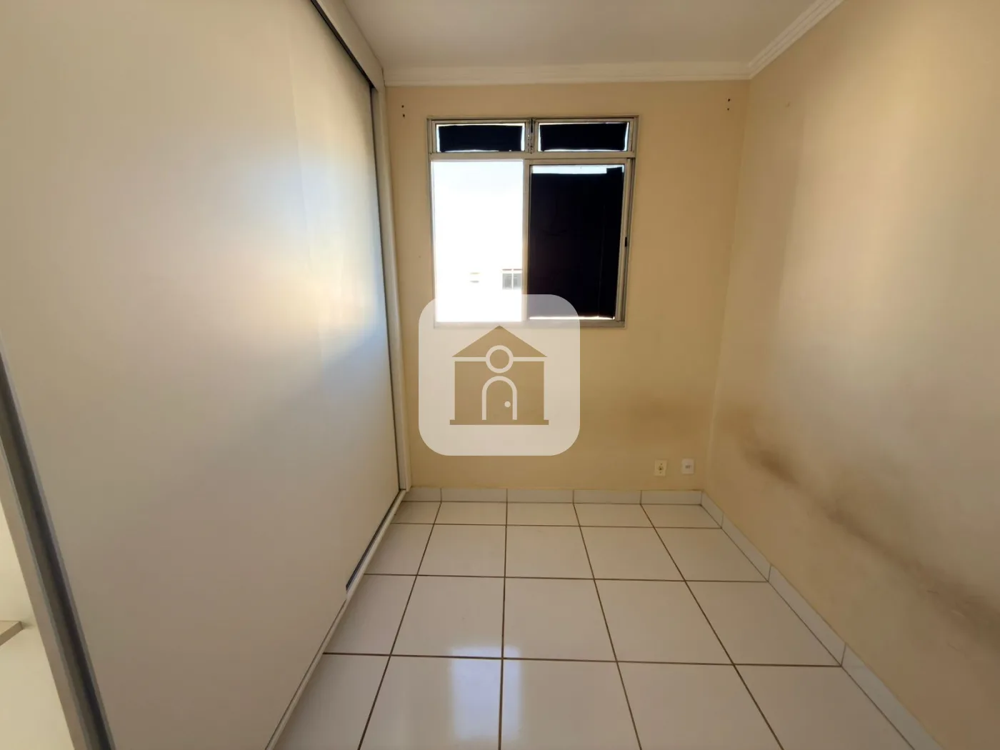 Alugar Apartamento / Padr&atilde;o em Uberlandia R$ 1.350,00 - Foto 5