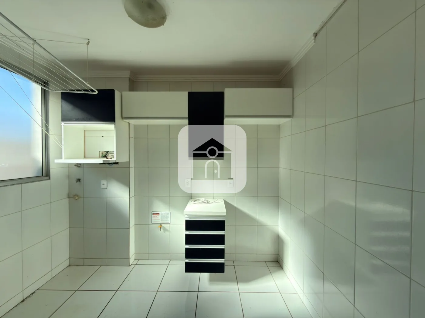 Alugar Apartamento / Padr&atilde;o em Uberlandia R$ 1.350,00 - Foto 8