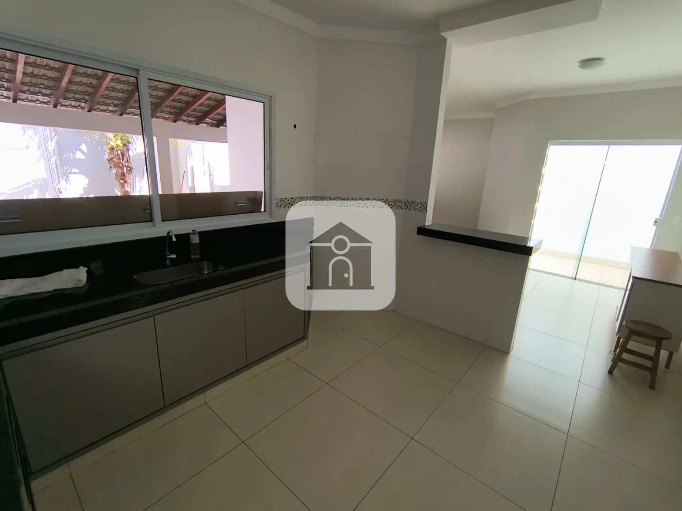 Alugar Casa / Padr&atilde;o em Uberl&acirc;ndia R$ 3.500,00 - Foto 9