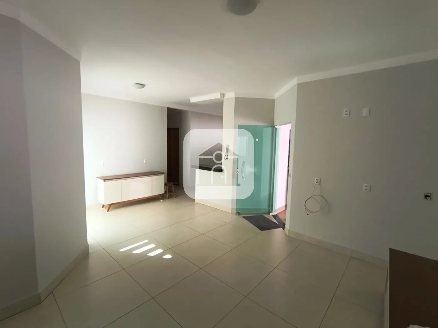 Alugar Casa / Padr&atilde;o em Uberl&acirc;ndia R$ 3.500,00 - Foto 7