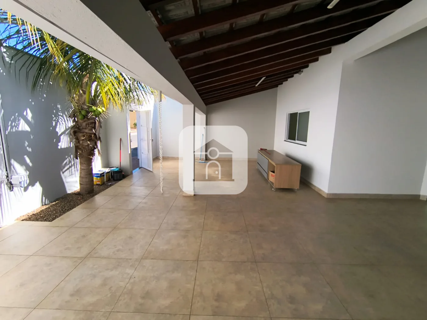 Alugar Casa / Padr&atilde;o em Uberl&acirc;ndia R$ 3.500,00 - Foto 1