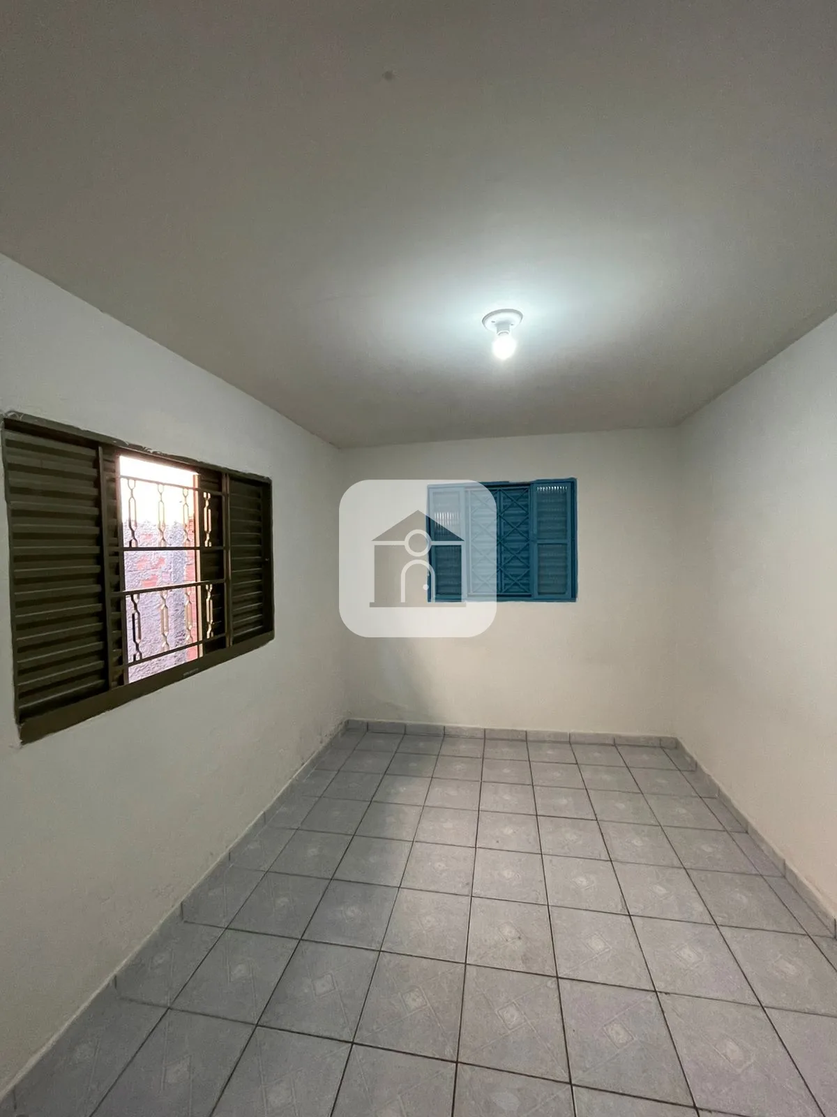 Alugar Casa / Padr&atilde;o em Uberl&acirc;ndia R$ 1.500,00 - Foto 7