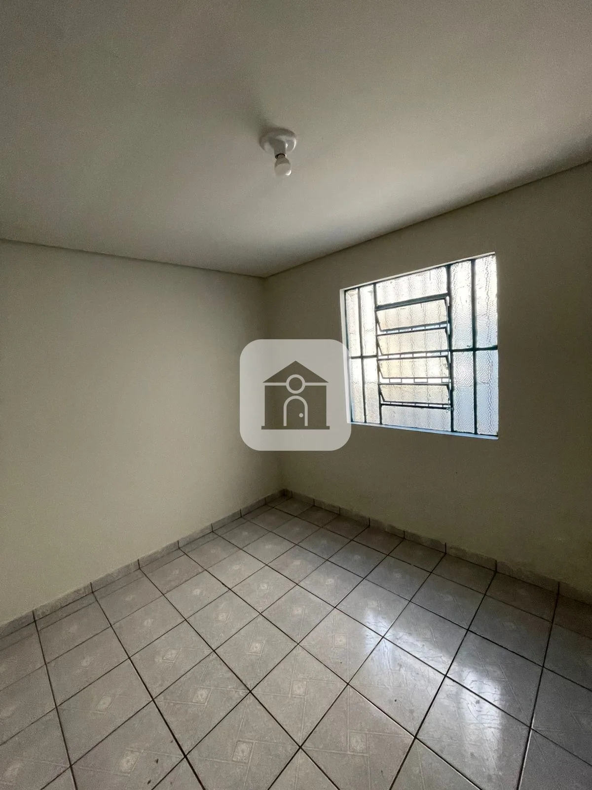 Alugar Casa / Padr&atilde;o em Uberl&acirc;ndia R$ 1.500,00 - Foto 9