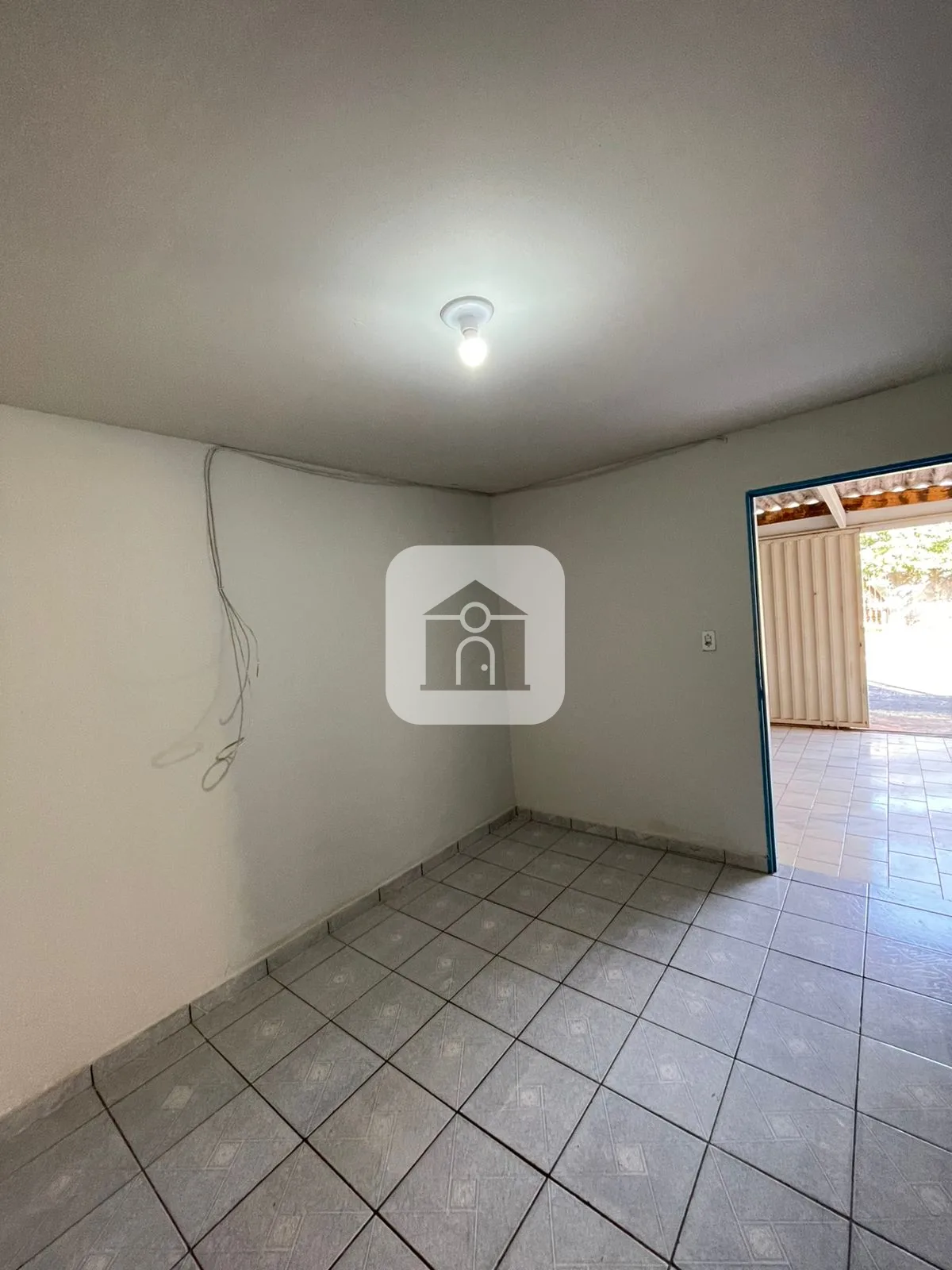 Alugar Casa / Padr&atilde;o em Uberl&acirc;ndia R$ 1.500,00 - Foto 3