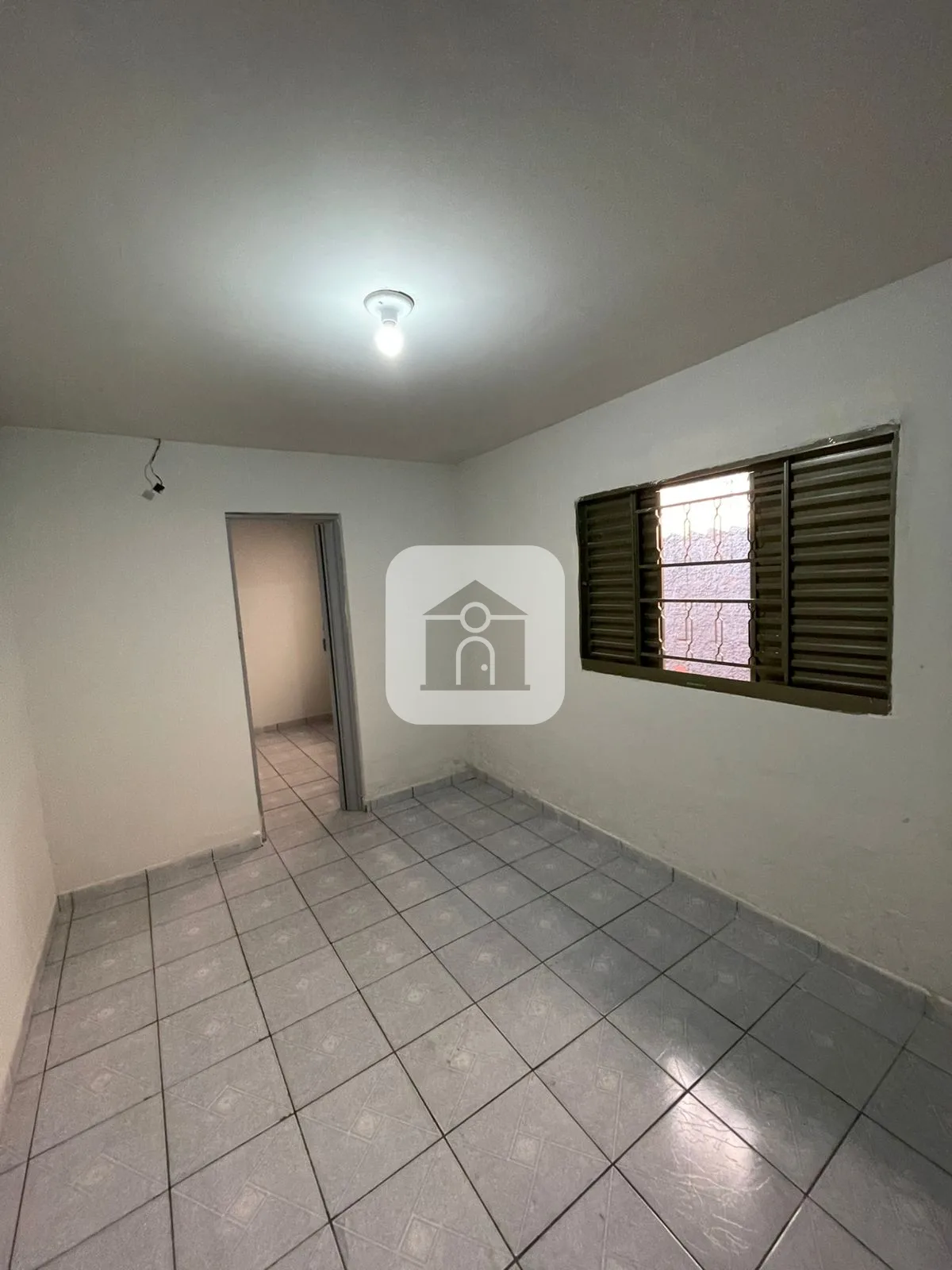 Alugar Casa / Padr&atilde;o em Uberl&acirc;ndia R$ 1.500,00 - Foto 11