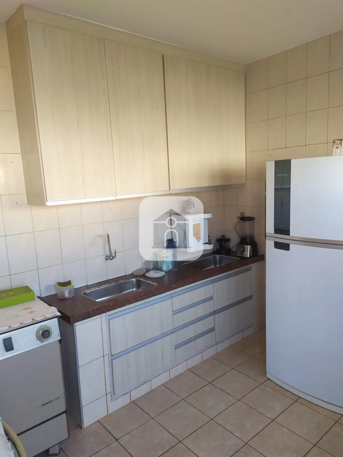 Alugar Casa / Padr&atilde;o em Uberl&acirc;ndia R$ 4.000,00 - Foto 6