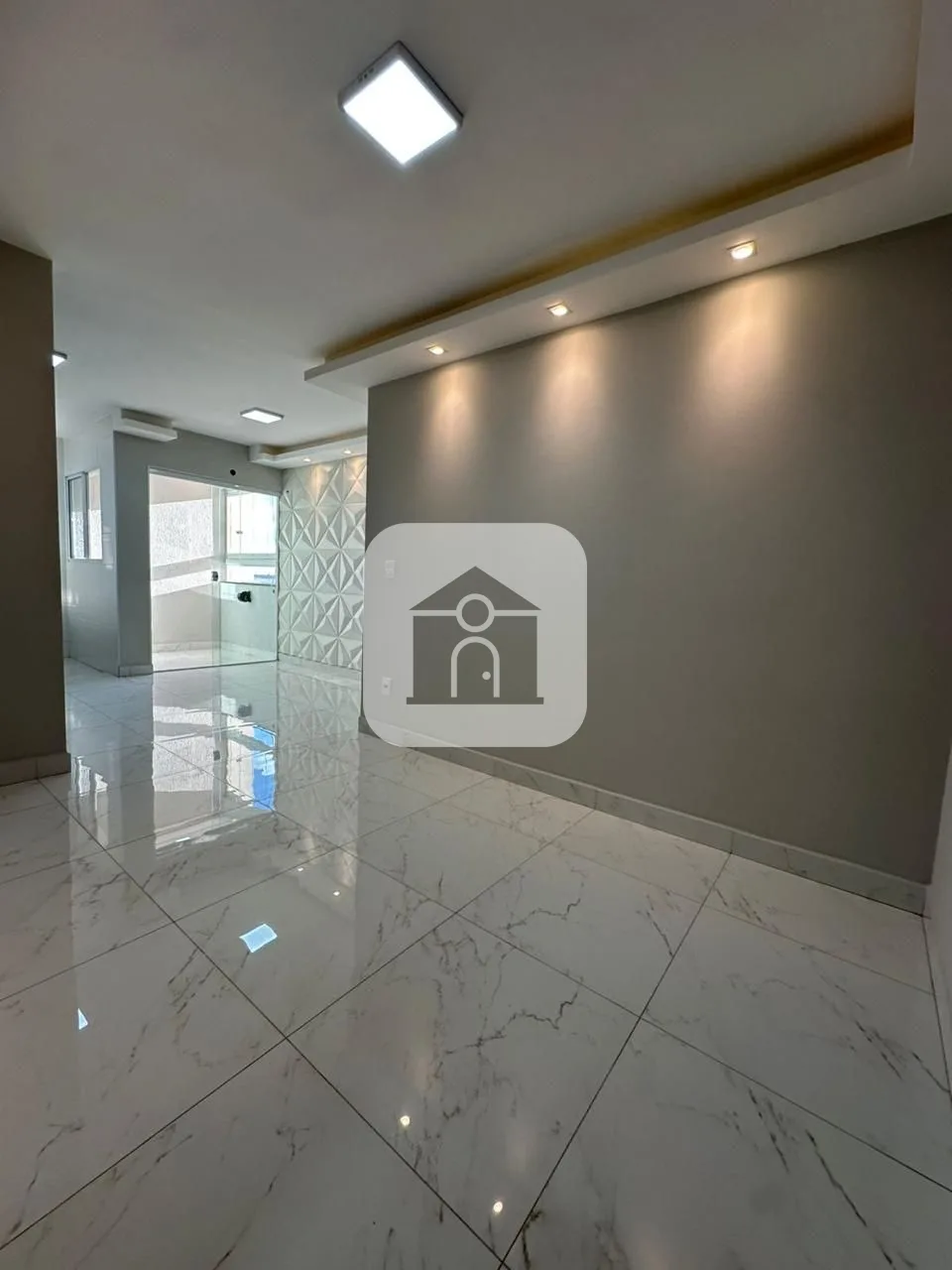 Alugar Apartamento / Padr&atilde;o em Uberlandia R$ 2.100,00 - Foto 2