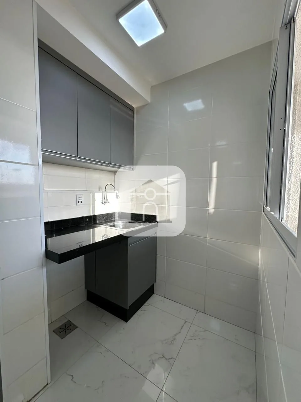 Alugar Apartamento / Padr&atilde;o em Uberlandia R$ 2.100,00 - Foto 6