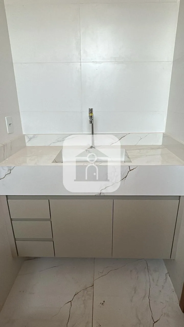 Alugar Apartamento / Padr&atilde;o em Uberl&acirc;ndia R$ 2.200,00 - Foto 4