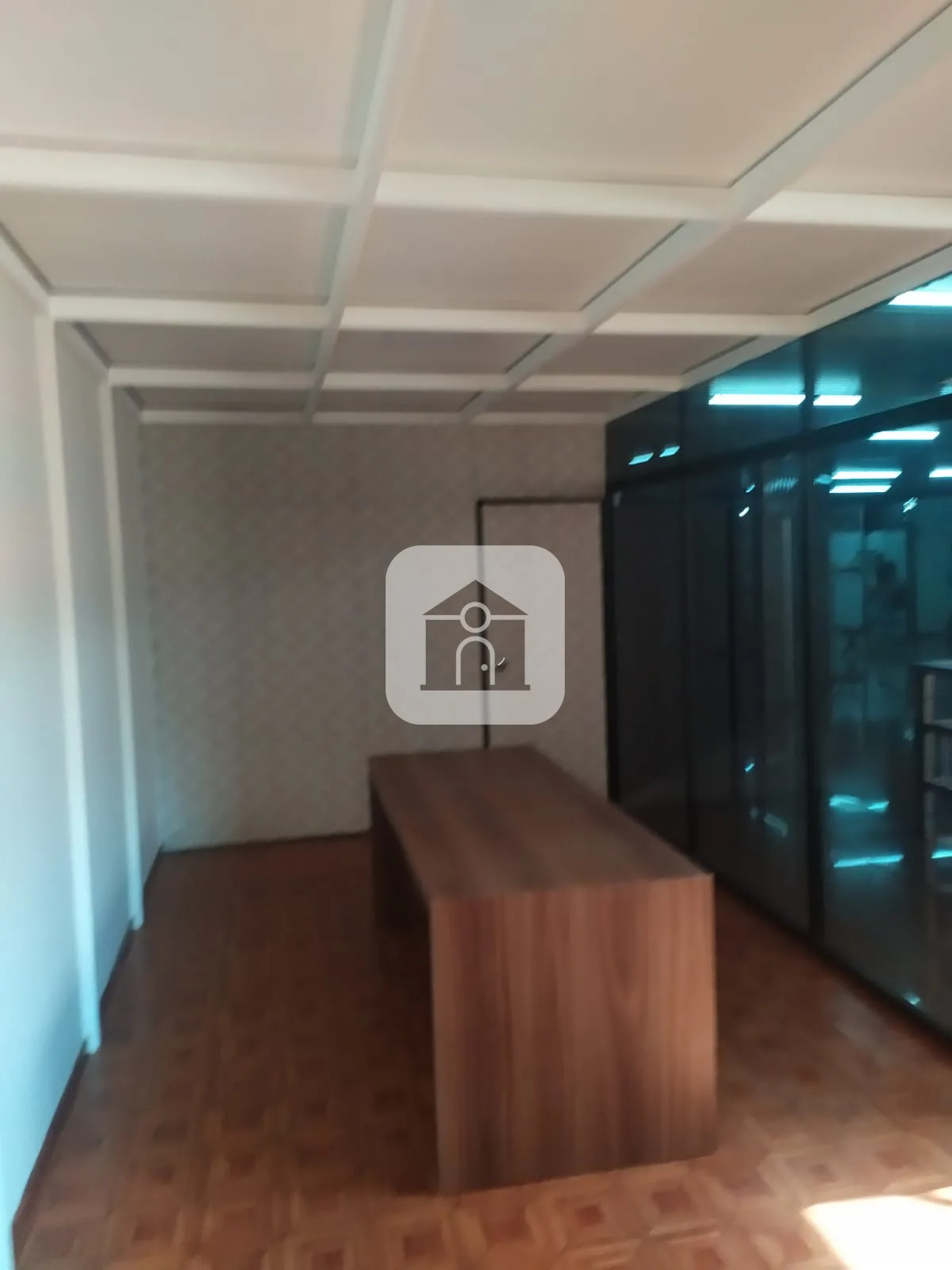 Alugar Comercial / Sala Comercial em Uberl&acirc;ndia R$ 1.500,00 - Foto 2