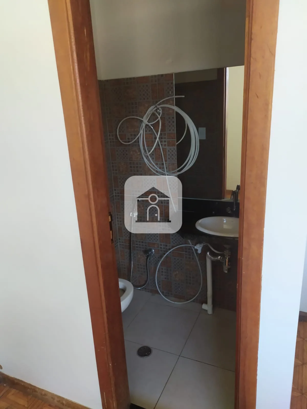 Alugar Comercial / Sala Comercial em Uberl&acirc;ndia R$ 1.500,00 - Foto 4
