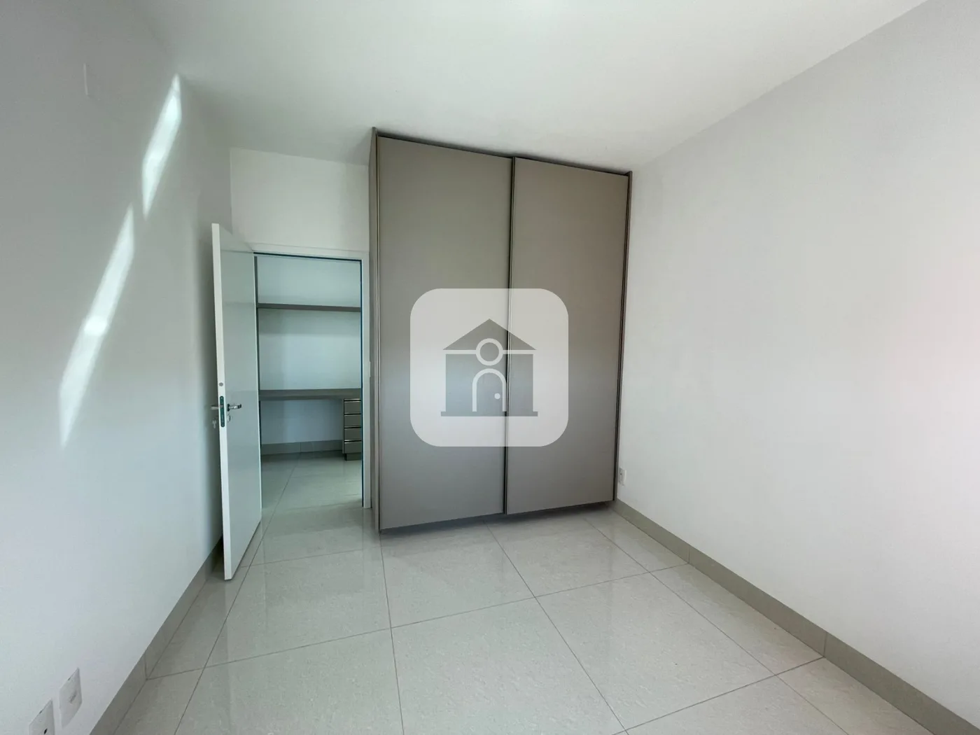 Alugar Apartamento / Padr&atilde;o em Uberl&acirc;ndia R$ 6.500,00 - Foto 6