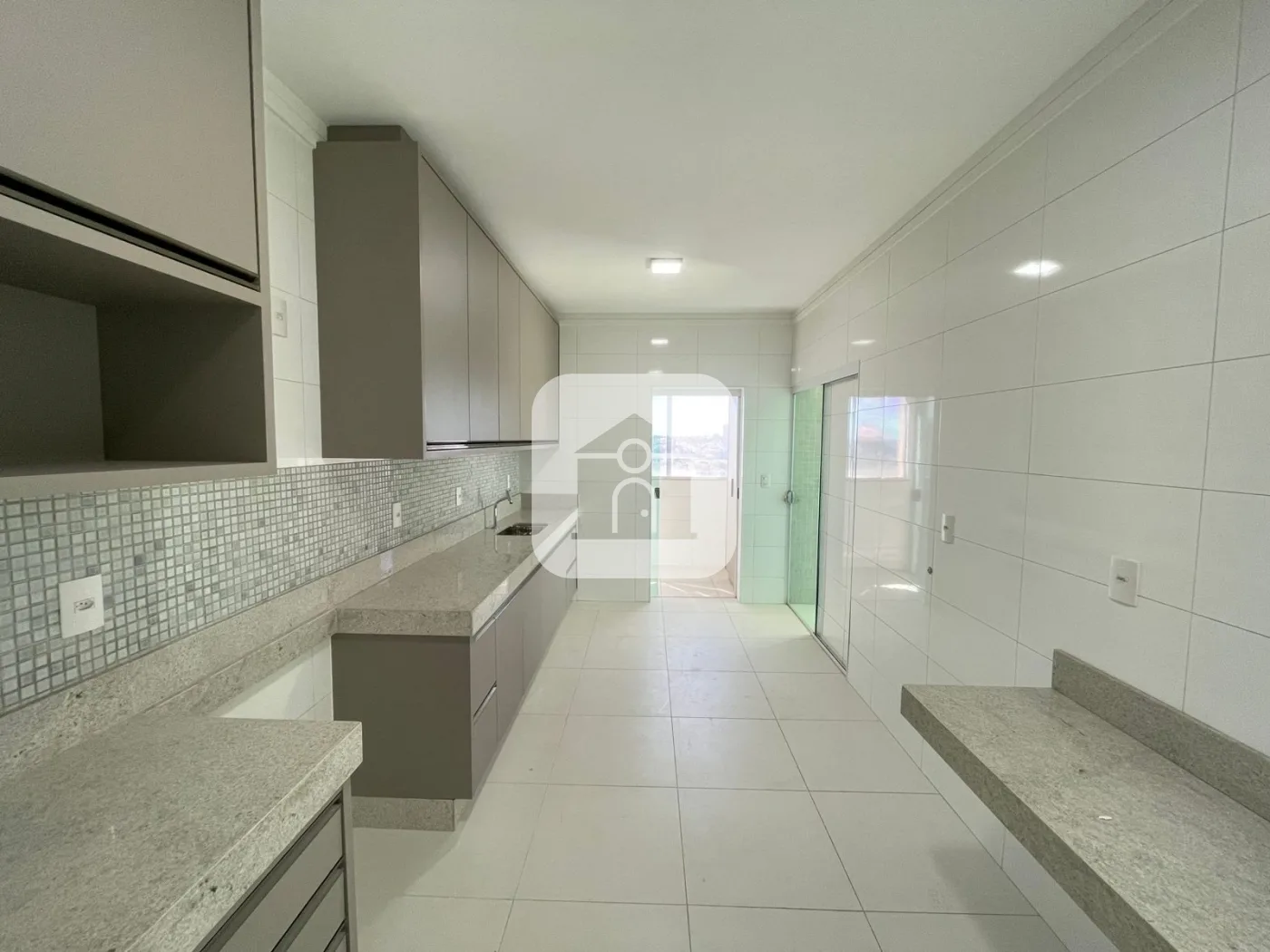 Alugar Apartamento / Padr&atilde;o em Uberl&acirc;ndia R$ 6.500,00 - Foto 16