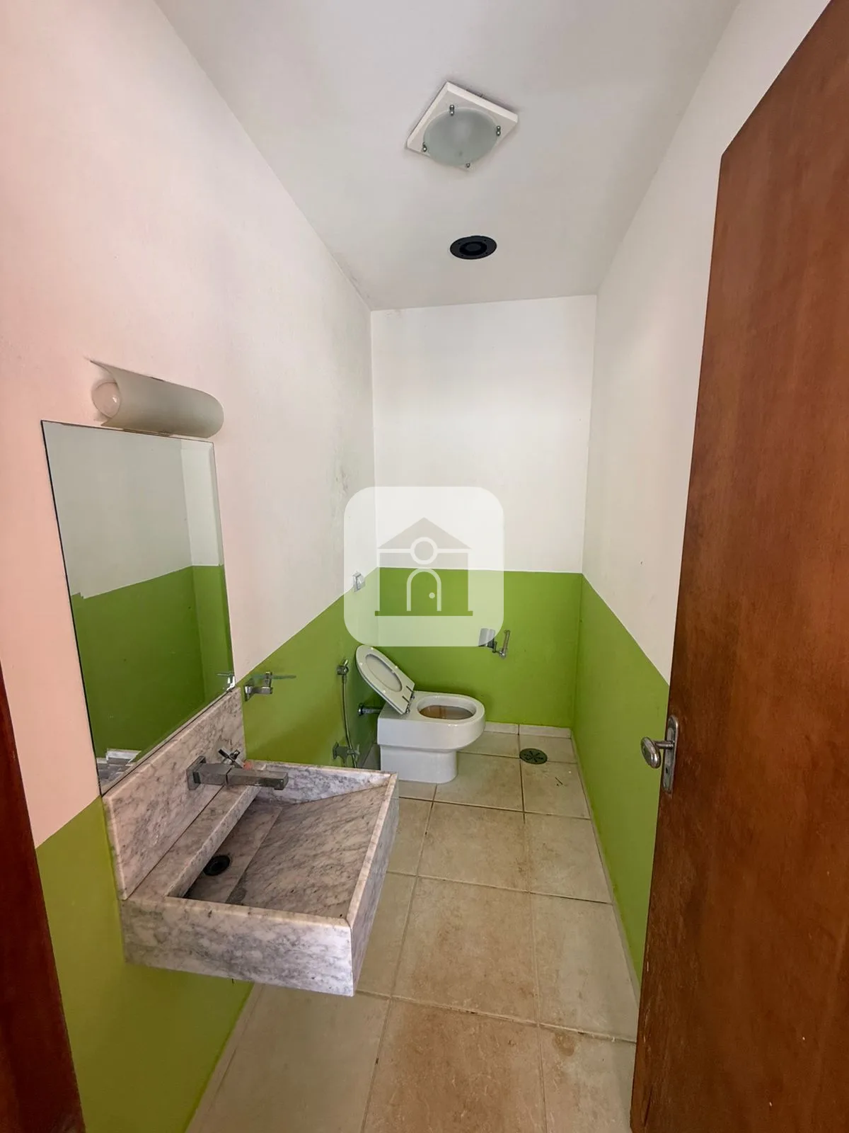 Alugar Casa / Padr&atilde;o em Araguari R$ 7.000,00 - Foto 3