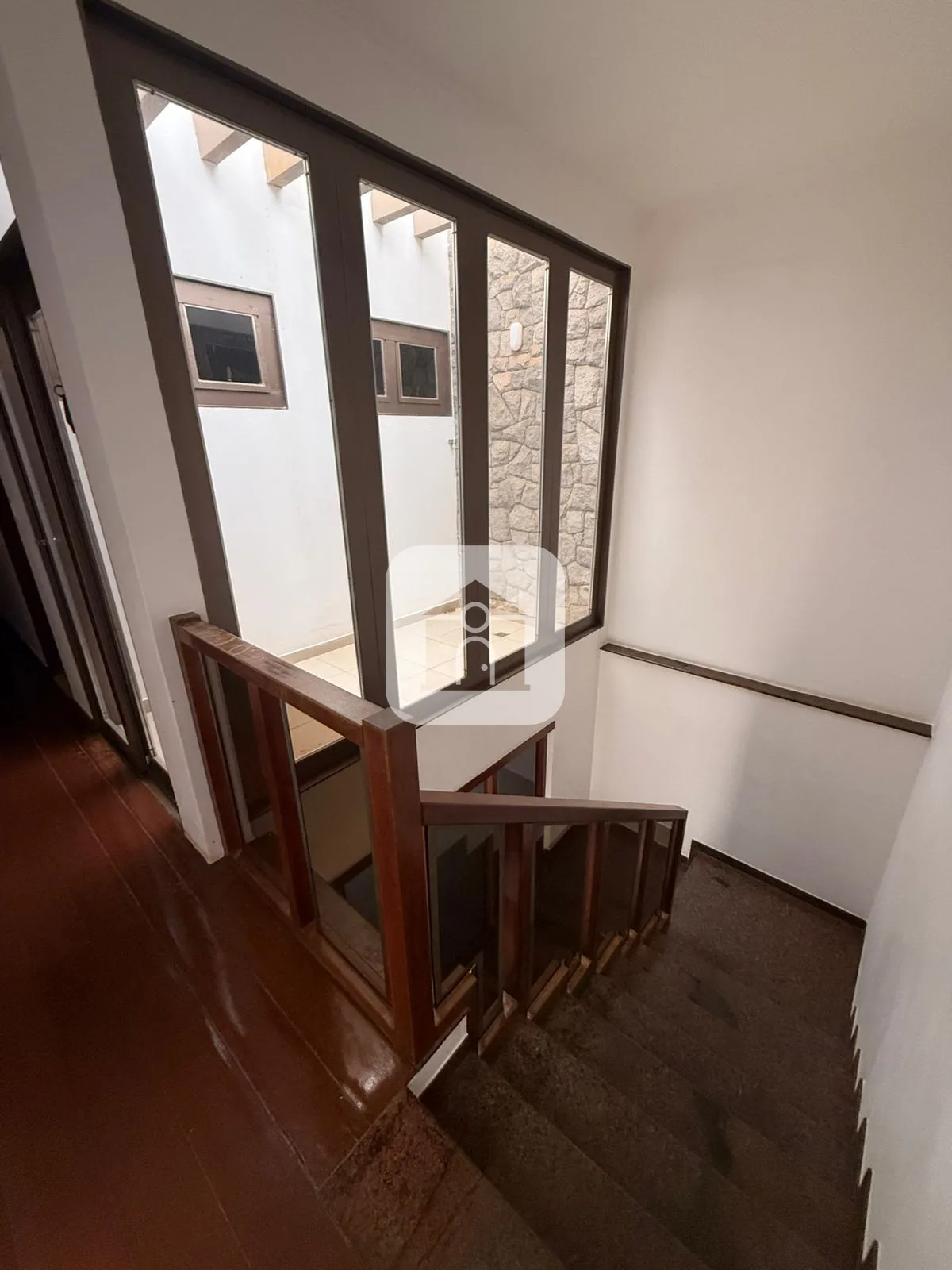 Alugar Casa / Padr&atilde;o em Araguari R$ 7.000,00 - Foto 12