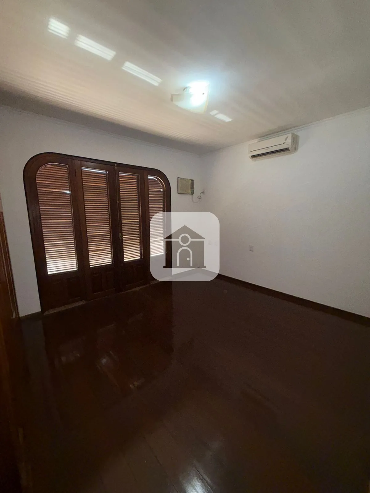 Alugar Casa / Padr&atilde;o em Araguari R$ 7.000,00 - Foto 15