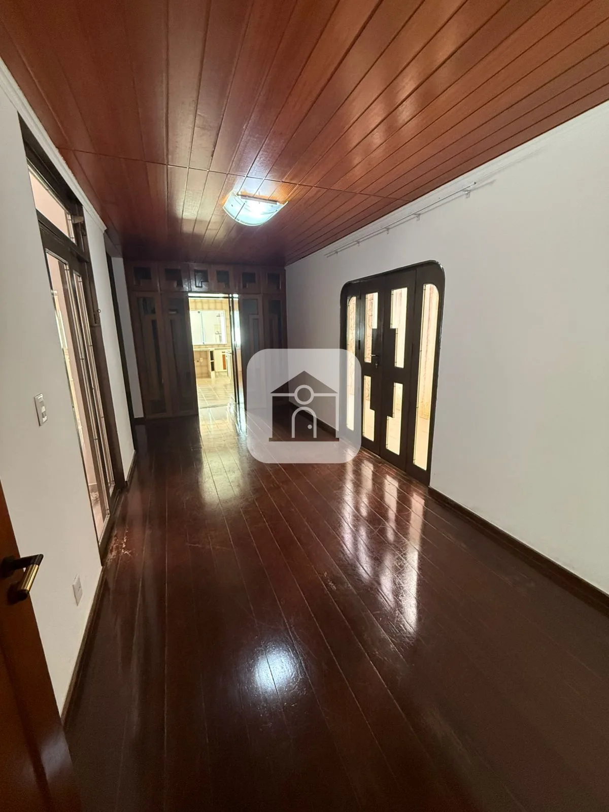 Alugar Casa / Padr&atilde;o em Araguari R$ 7.000,00 - Foto 33