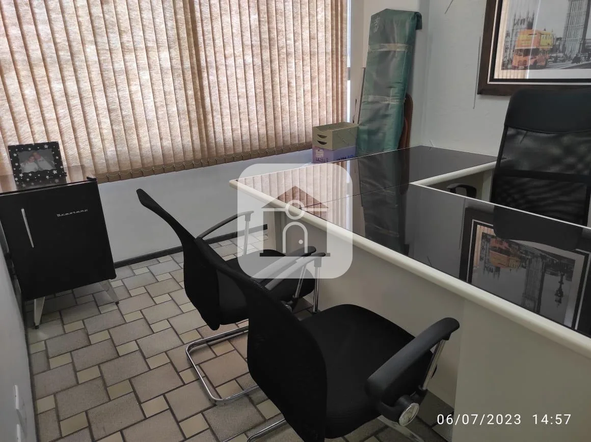 Alugar Comercial / Sala Comercial Condom&iacute;nio em Uberl&acirc;ndia R$ 1.000,00 - Foto 4
